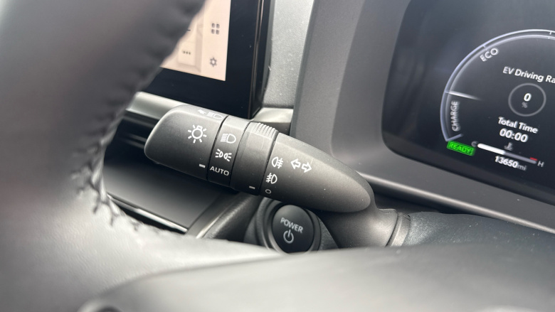 Toyota C-HR 1.8 Hybrid Design 5dr CVT Hybrid Hatchback